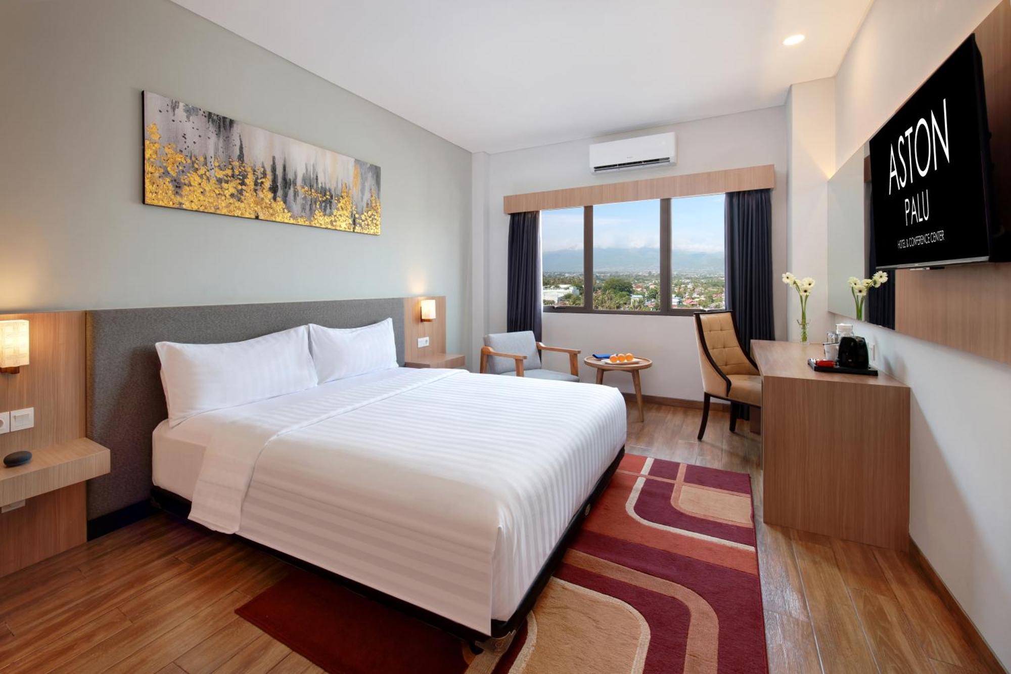 Aston Palu Hotel & Conference Center 外观 照片
