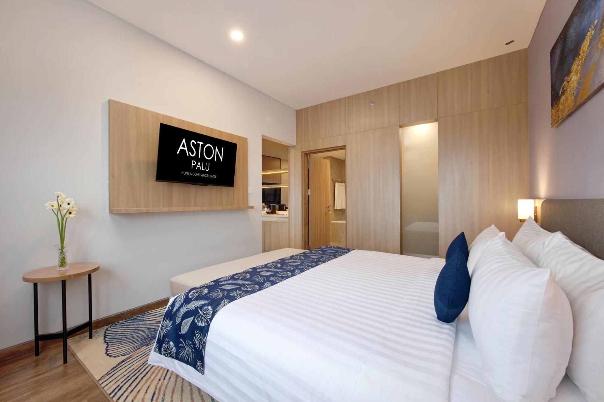 Aston Palu Hotel & Conference Center 外观 照片